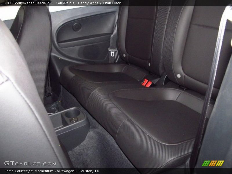 Candy White / Titan Black 2013 Volkswagen Beetle 2.5L Convertible