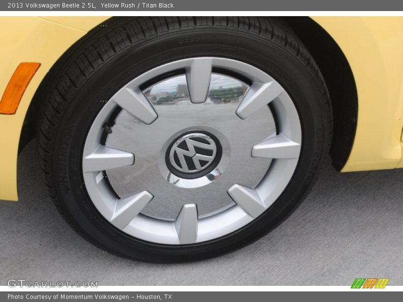 Yellow Rush / Titan Black 2013 Volkswagen Beetle 2.5L