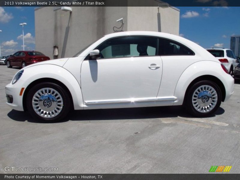 Candy White / Titan Black 2013 Volkswagen Beetle 2.5L