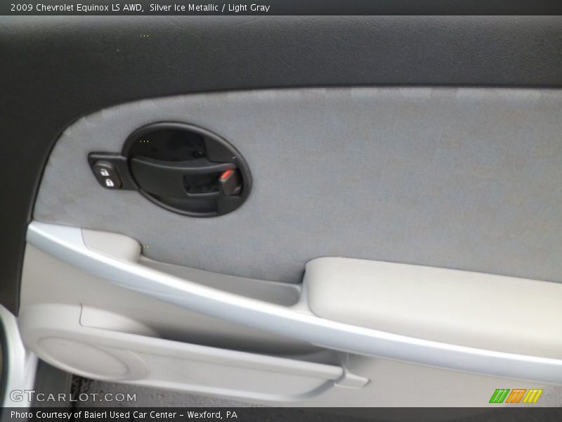 Silver Ice Metallic / Light Gray 2009 Chevrolet Equinox LS AWD