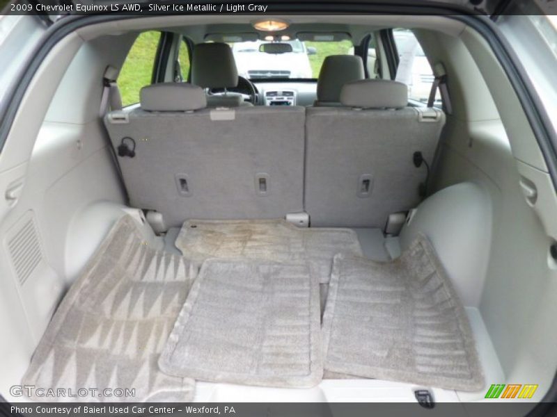 Silver Ice Metallic / Light Gray 2009 Chevrolet Equinox LS AWD
