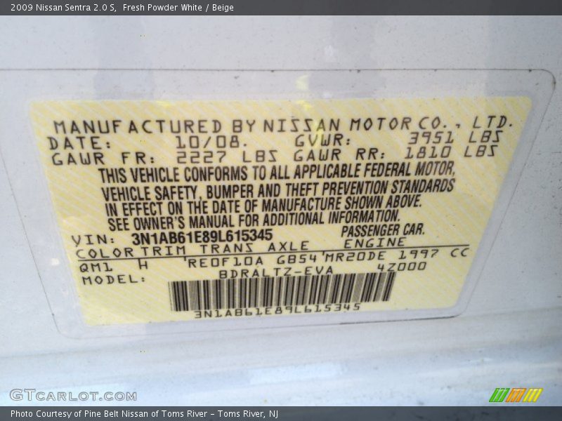 Fresh Powder White / Beige 2009 Nissan Sentra 2.0 S