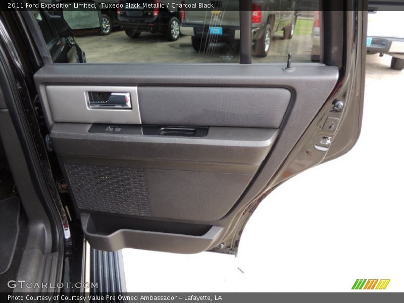 Tuxedo Black Metallic / Charcoal Black 2011 Ford Expedition Limited