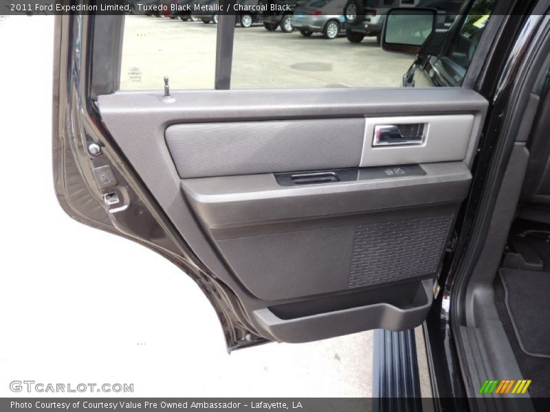 Tuxedo Black Metallic / Charcoal Black 2011 Ford Expedition Limited