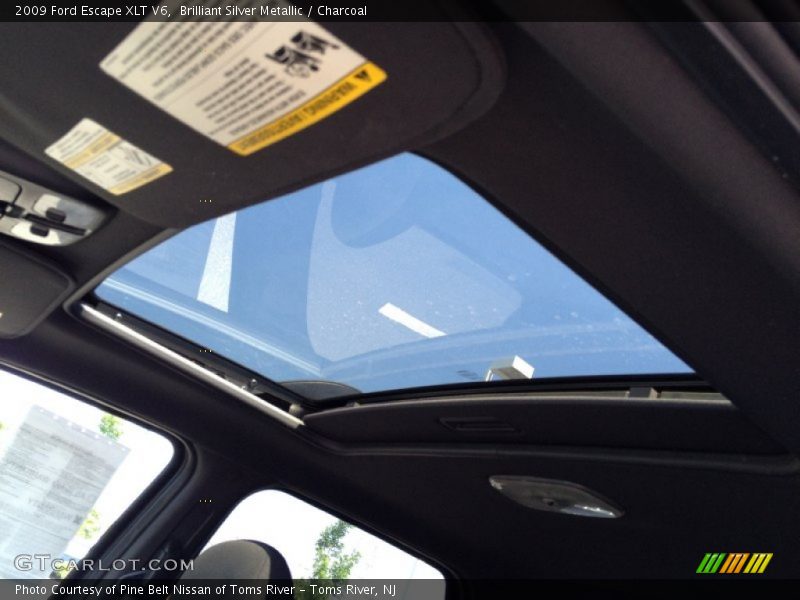 Brilliant Silver Metallic / Charcoal 2009 Ford Escape XLT V6