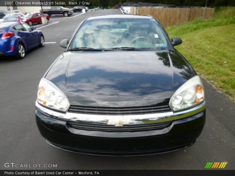 Black / Gray 2005 Chevrolet Malibu LS V6 Sedan