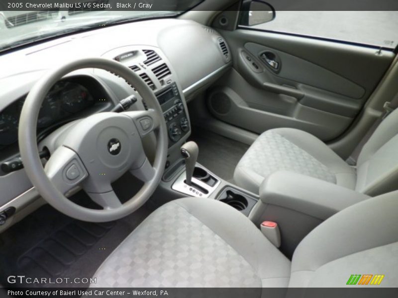 Black / Gray 2005 Chevrolet Malibu LS V6 Sedan