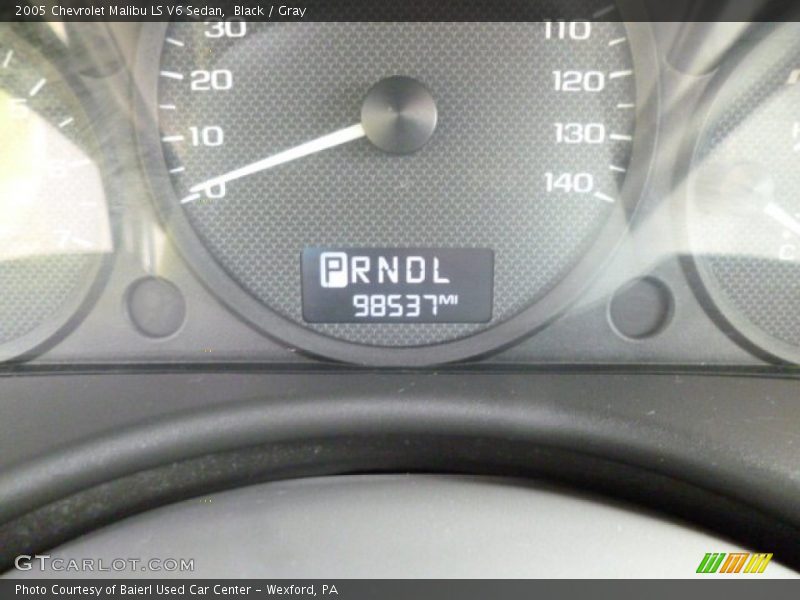 Black / Gray 2005 Chevrolet Malibu LS V6 Sedan