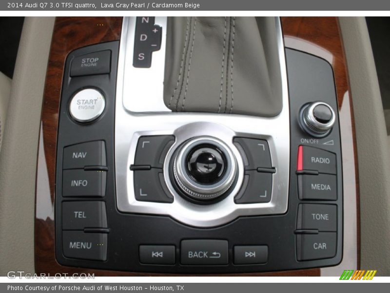 Controls of 2014 Q7 3.0 TFSI quattro