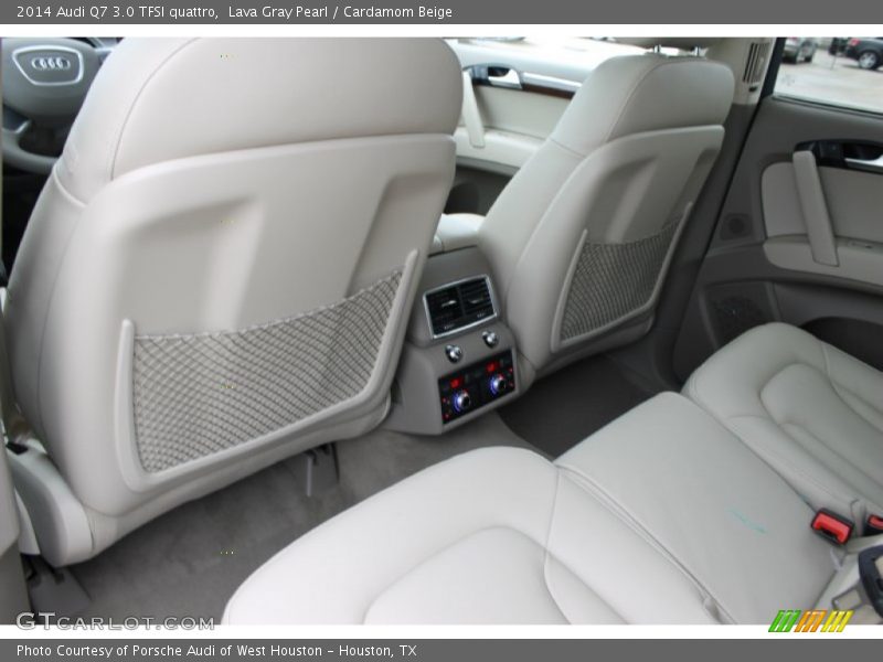 Rear Seat of 2014 Q7 3.0 TFSI quattro