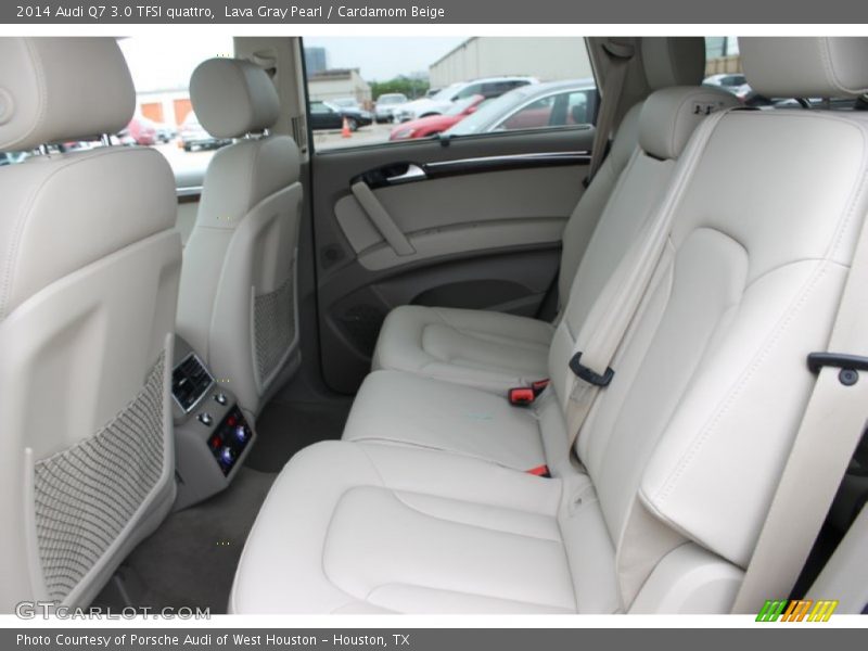 Rear Seat of 2014 Q7 3.0 TFSI quattro