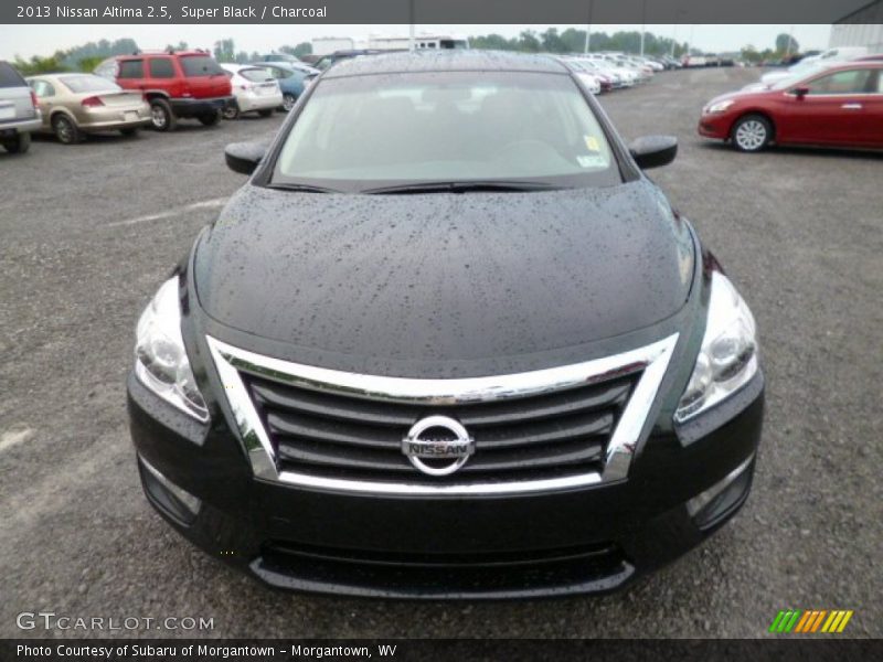 Super Black / Charcoal 2013 Nissan Altima 2.5