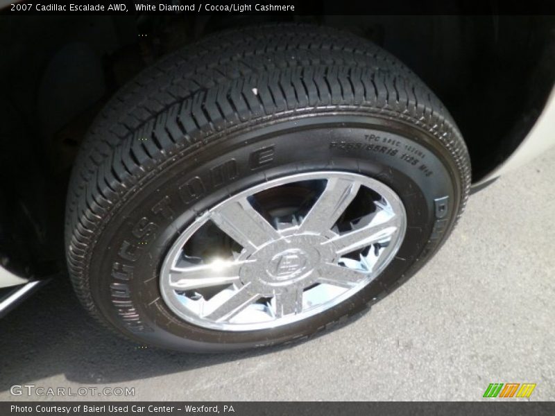 White Diamond / Cocoa/Light Cashmere 2007 Cadillac Escalade AWD