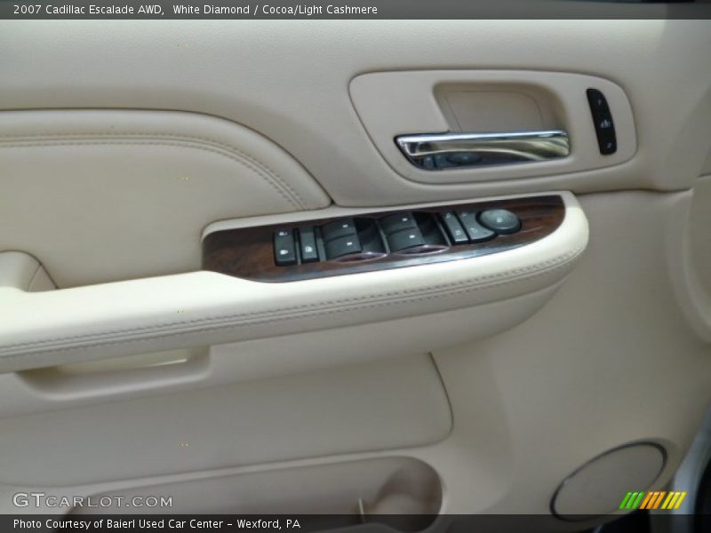White Diamond / Cocoa/Light Cashmere 2007 Cadillac Escalade AWD