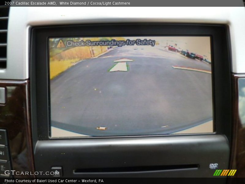 White Diamond / Cocoa/Light Cashmere 2007 Cadillac Escalade AWD