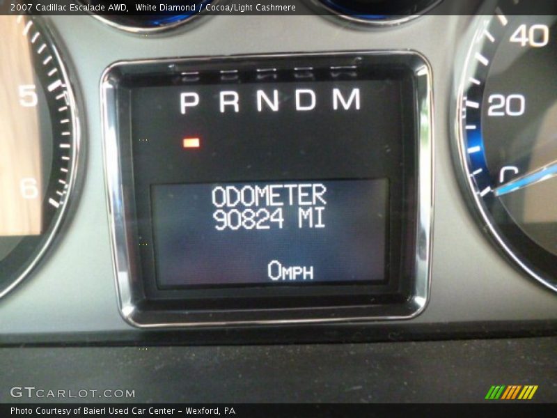 White Diamond / Cocoa/Light Cashmere 2007 Cadillac Escalade AWD