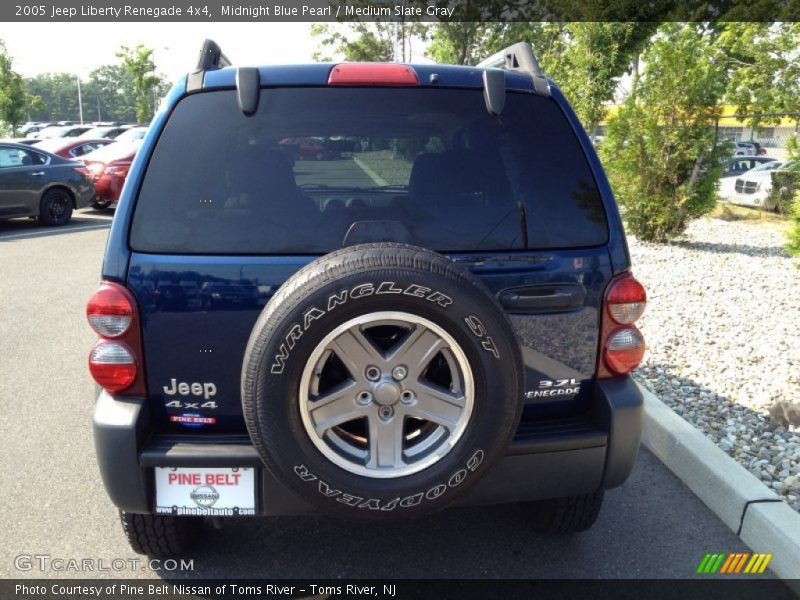 Midnight Blue Pearl / Medium Slate Gray 2005 Jeep Liberty Renegade 4x4