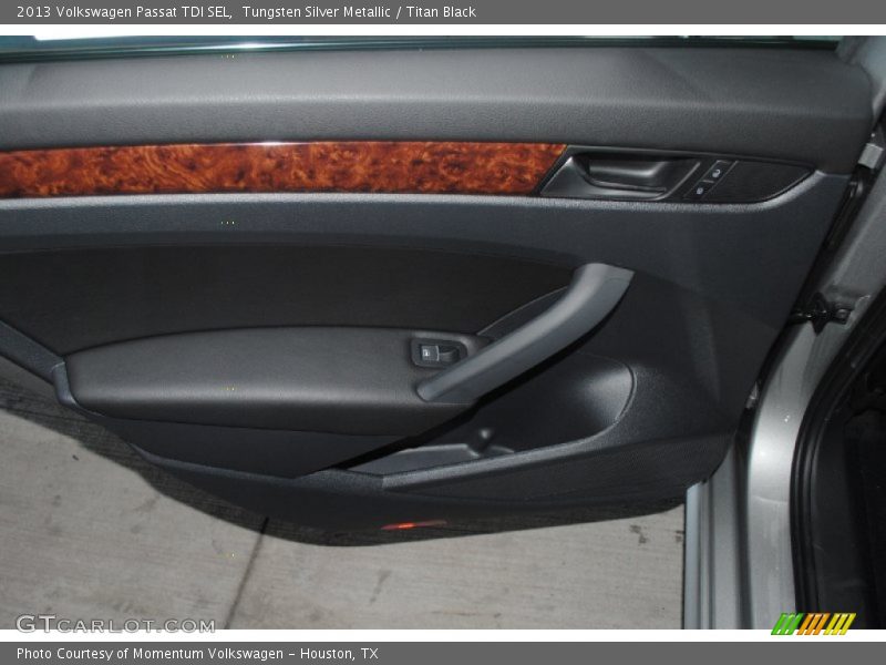 Tungsten Silver Metallic / Titan Black 2013 Volkswagen Passat TDI SEL