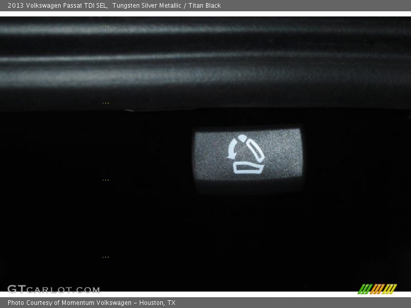 Tungsten Silver Metallic / Titan Black 2013 Volkswagen Passat TDI SEL