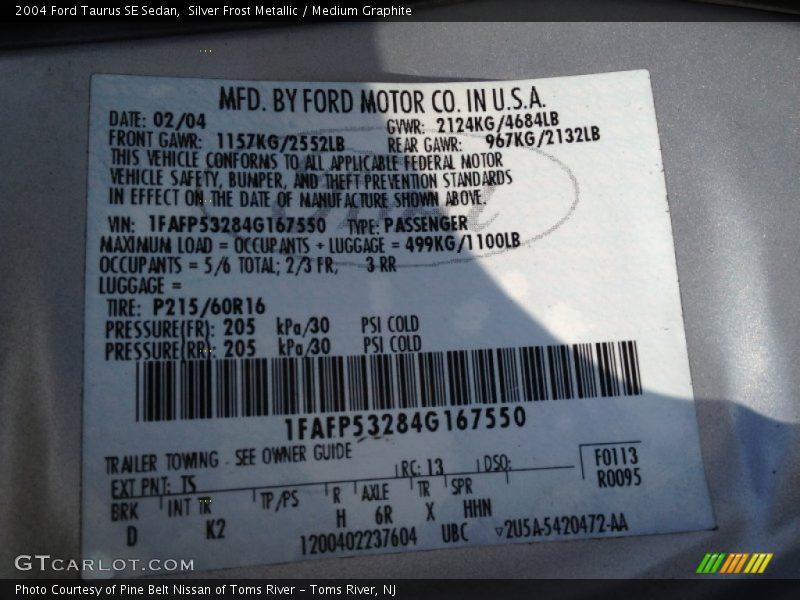 Silver Frost Metallic / Medium Graphite 2004 Ford Taurus SE Sedan