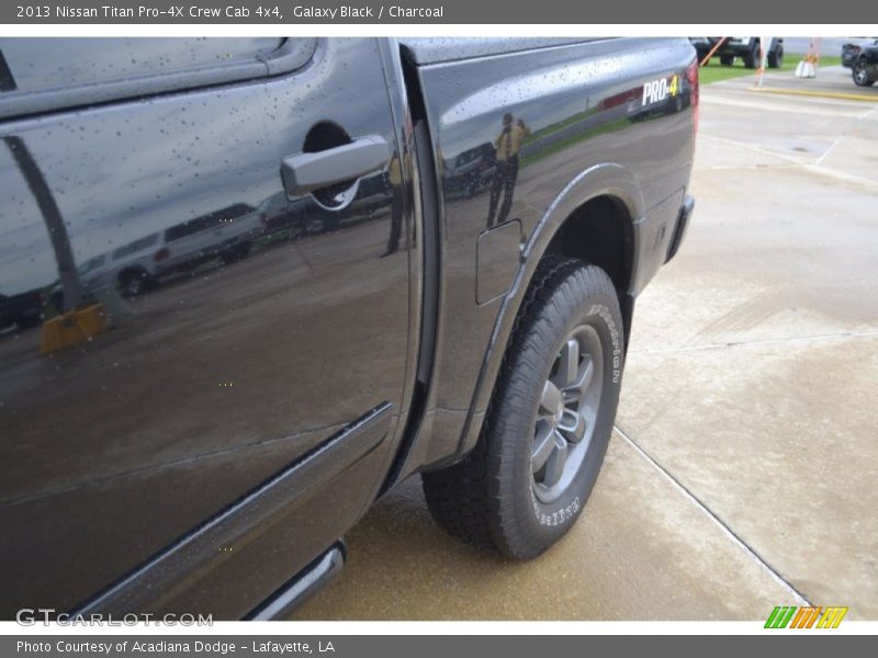 Galaxy Black / Charcoal 2013 Nissan Titan Pro-4X Crew Cab 4x4
