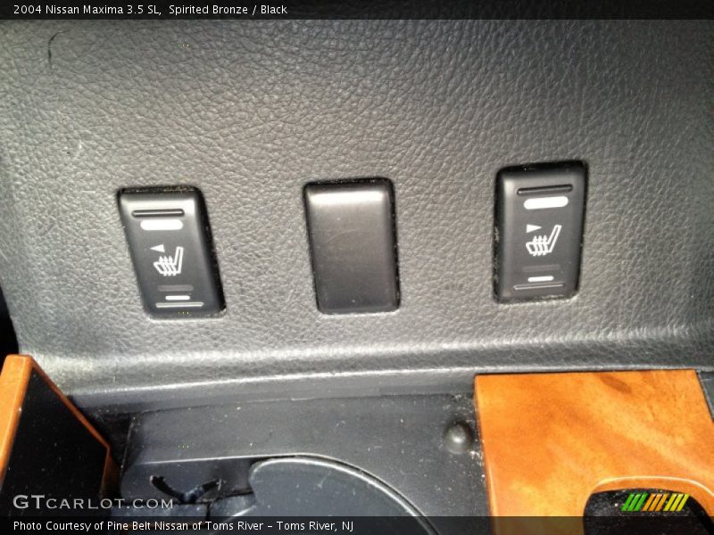 Spirited Bronze / Black 2004 Nissan Maxima 3.5 SL