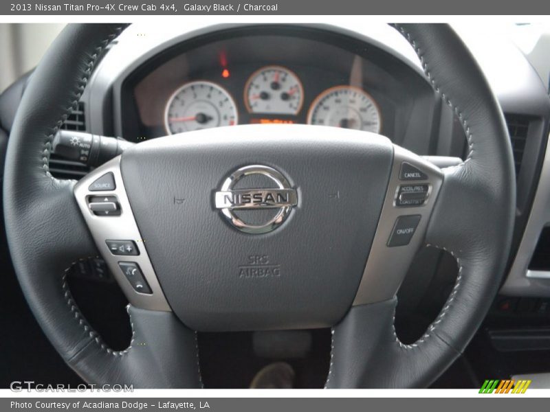  2013 Titan Pro-4X Crew Cab 4x4 Steering Wheel