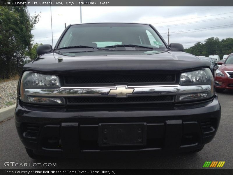 Onyx Black / Dark Pewter 2002 Chevrolet TrailBlazer LS 4x4