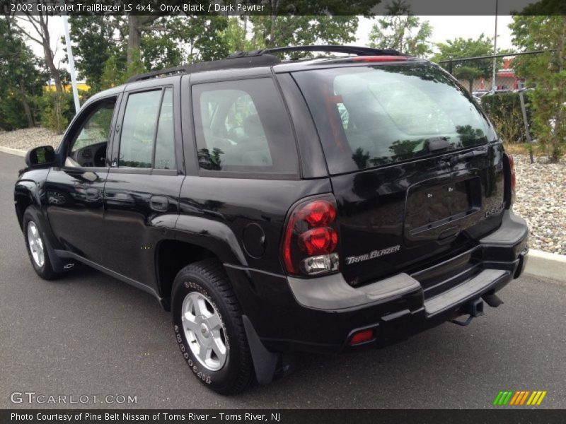 Onyx Black / Dark Pewter 2002 Chevrolet TrailBlazer LS 4x4
