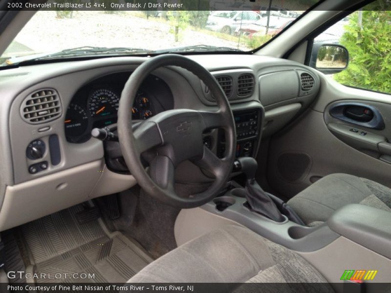 Onyx Black / Dark Pewter 2002 Chevrolet TrailBlazer LS 4x4
