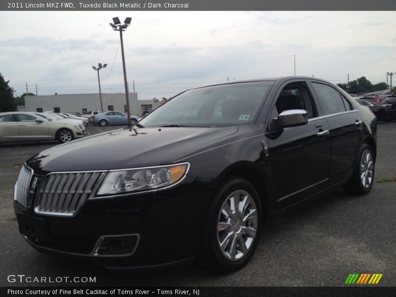 Tuxedo Black Metallic / Dark Charcoal 2011 Lincoln MKZ FWD