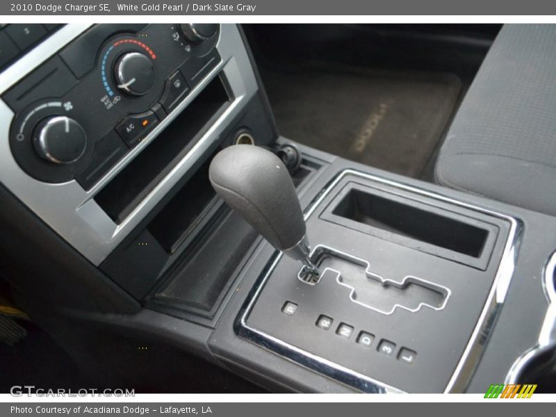 White Gold Pearl / Dark Slate Gray 2010 Dodge Charger SE
