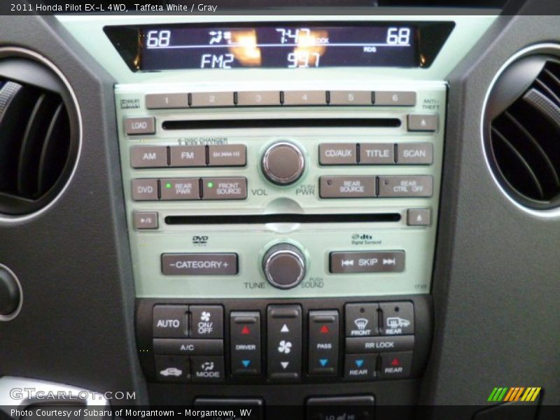 Controls of 2011 Pilot EX-L 4WD