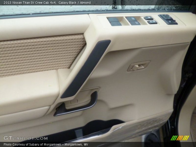 Galaxy Black / Almond 2013 Nissan Titan SV Crew Cab 4x4
