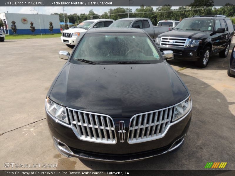 Tuxedo Black Metallic / Dark Charcoal 2011 Lincoln MKZ FWD