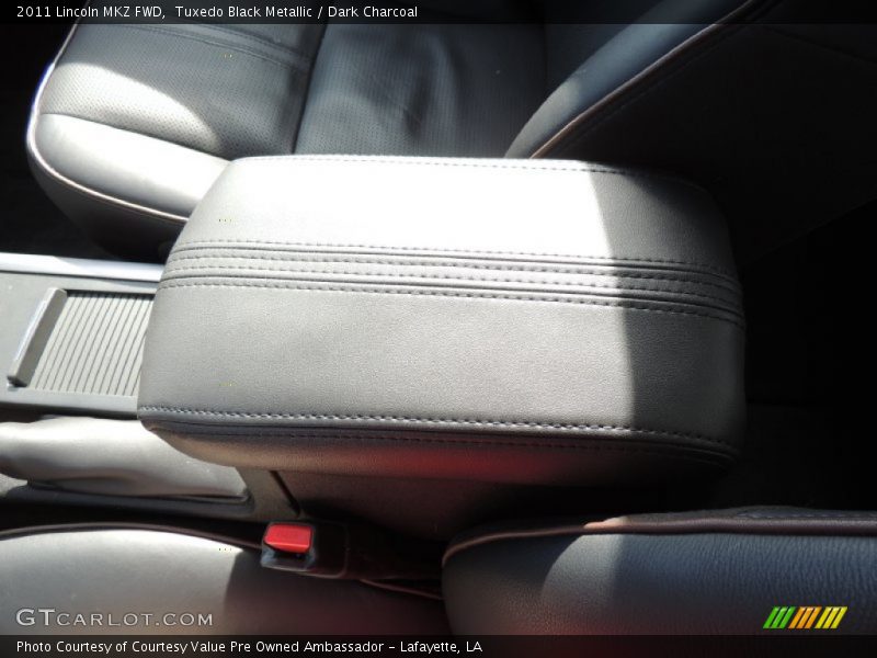 Tuxedo Black Metallic / Dark Charcoal 2011 Lincoln MKZ FWD