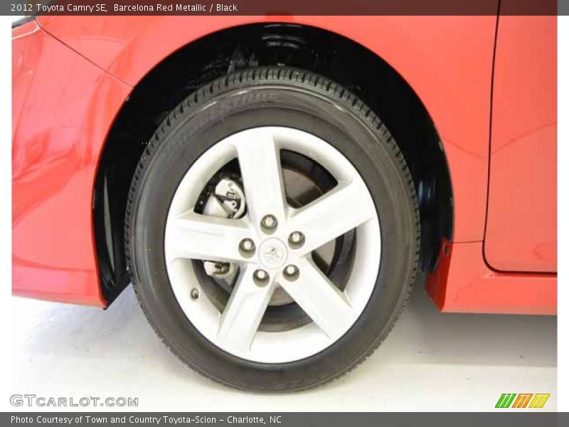 Barcelona Red Metallic / Black 2012 Toyota Camry SE
