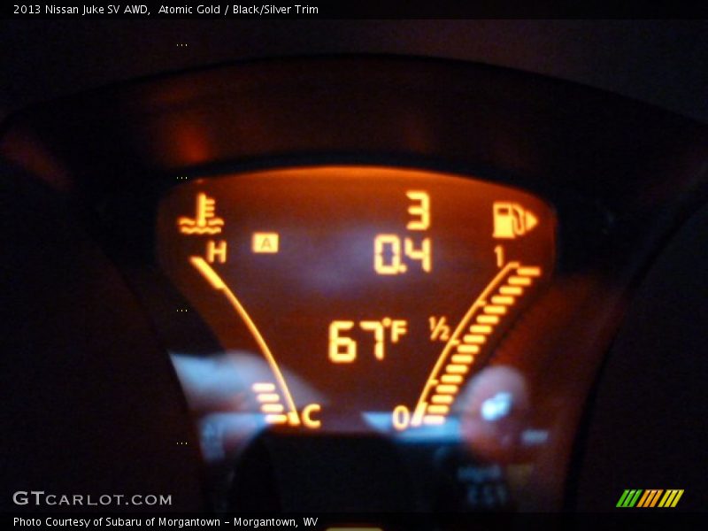 Atomic Gold / Black/Silver Trim 2013 Nissan Juke SV AWD