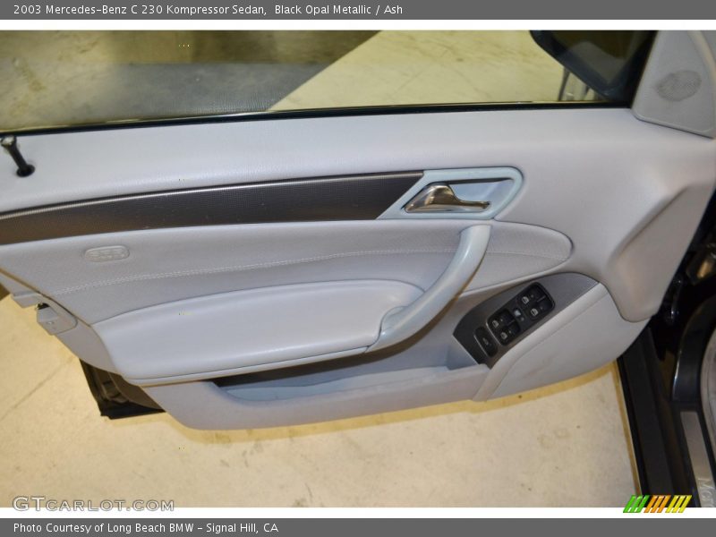 Door Panel of 2003 C 230 Kompressor Sedan