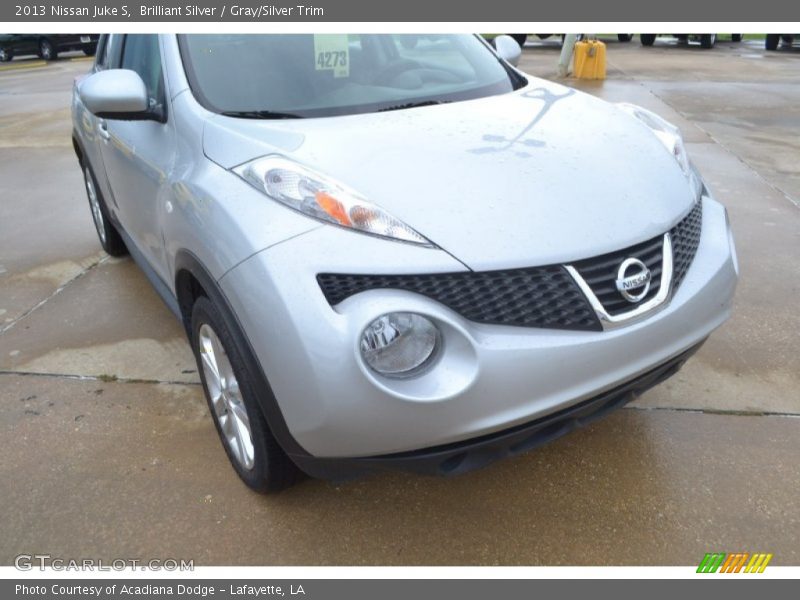 Brilliant Silver / Gray/Silver Trim 2013 Nissan Juke S