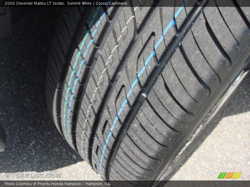 Summit White / Cocoa/Cashmere 2009 Chevrolet Malibu LT Sedan
