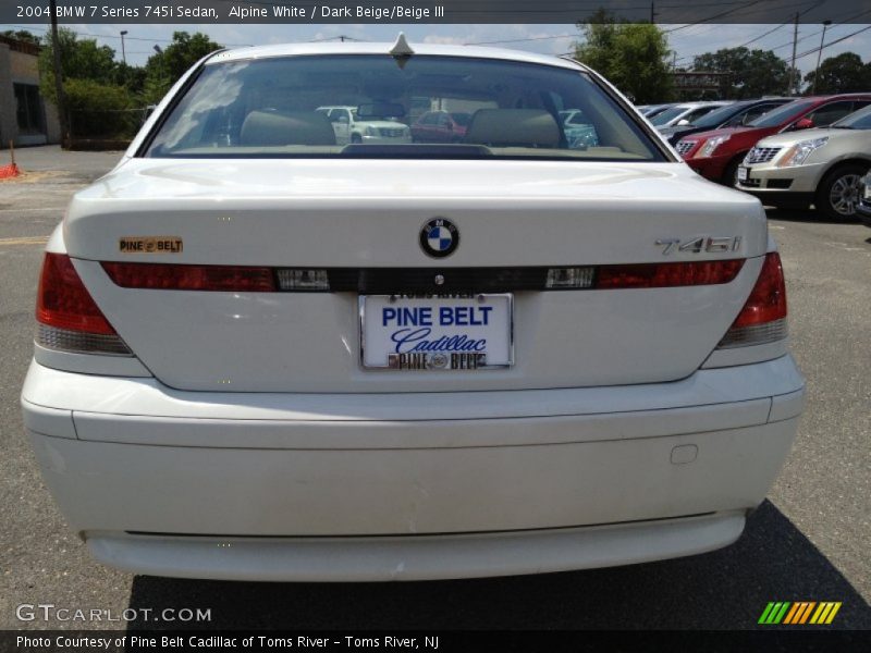 Alpine White / Dark Beige/Beige III 2004 BMW 7 Series 745i Sedan