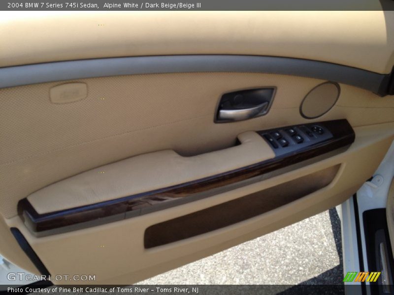 Alpine White / Dark Beige/Beige III 2004 BMW 7 Series 745i Sedan