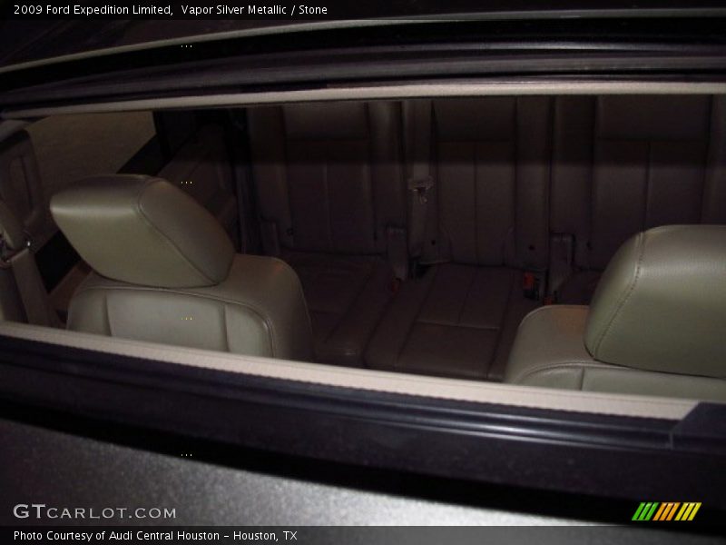 Vapor Silver Metallic / Stone 2009 Ford Expedition Limited
