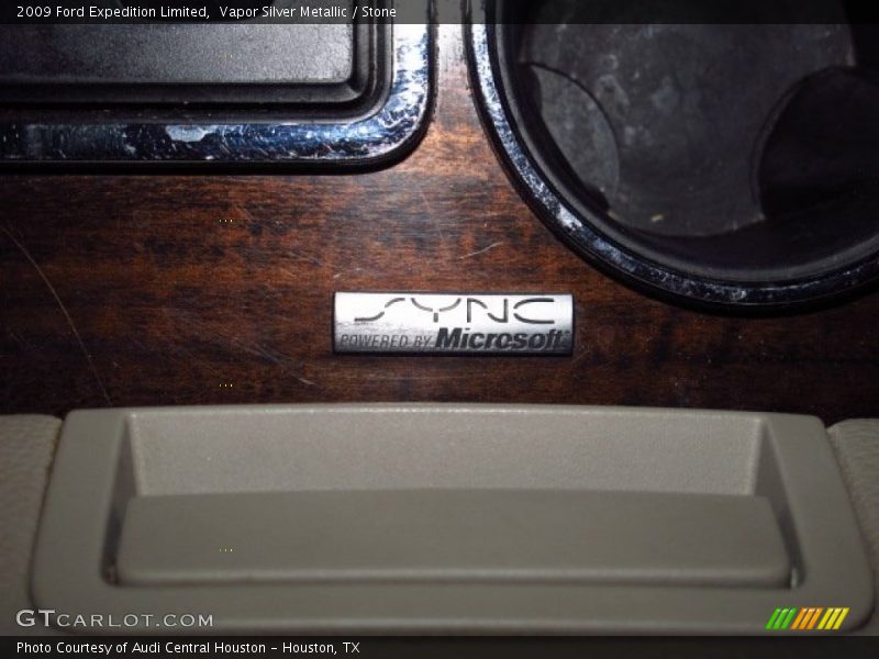 Vapor Silver Metallic / Stone 2009 Ford Expedition Limited