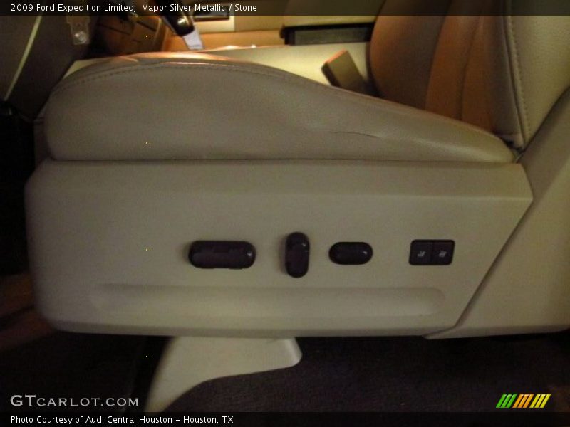 Vapor Silver Metallic / Stone 2009 Ford Expedition Limited