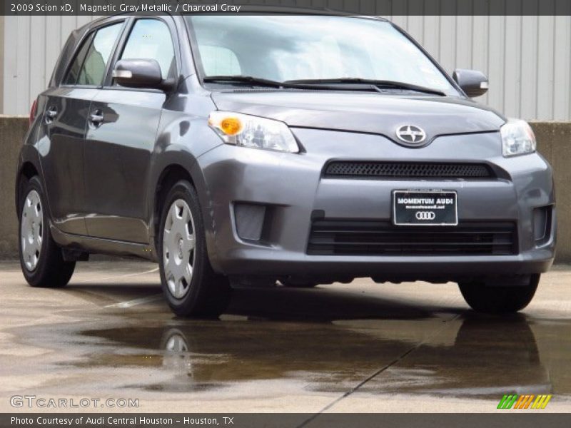 Magnetic Gray Metallic / Charcoal Gray 2009 Scion xD