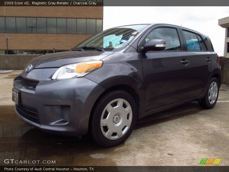 Magnetic Gray Metallic / Charcoal Gray 2009 Scion xD