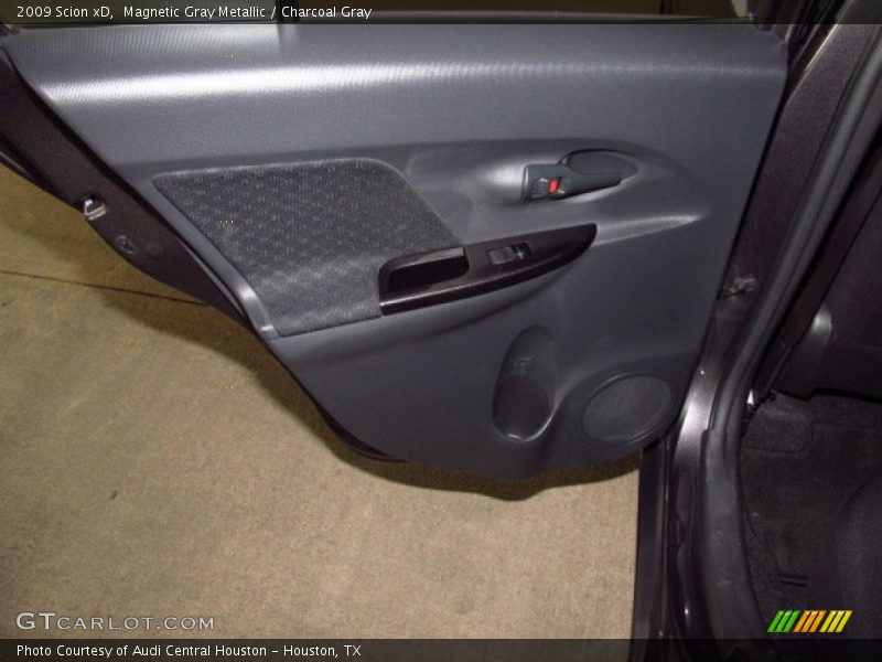 Magnetic Gray Metallic / Charcoal Gray 2009 Scion xD