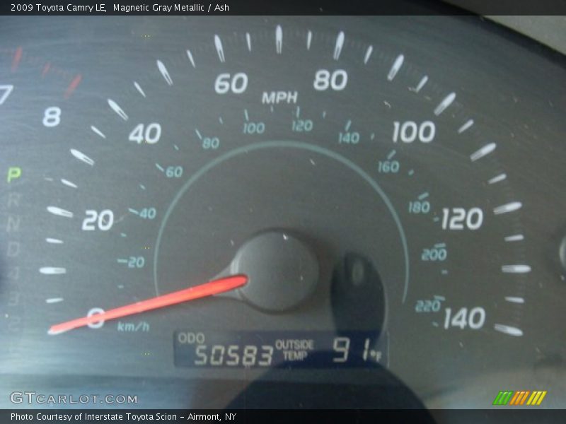 Magnetic Gray Metallic / Ash 2009 Toyota Camry LE